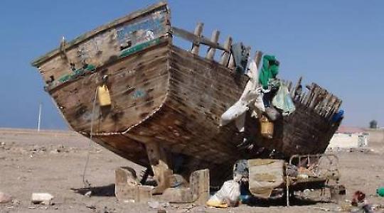Schiffswrack im Norden Somalias <br/>Foto von Charles Fred