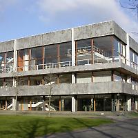 Bundesverfassungsgericht in Karlsruhe <br/>Foto von Tobias Helfrich, Wikicommons